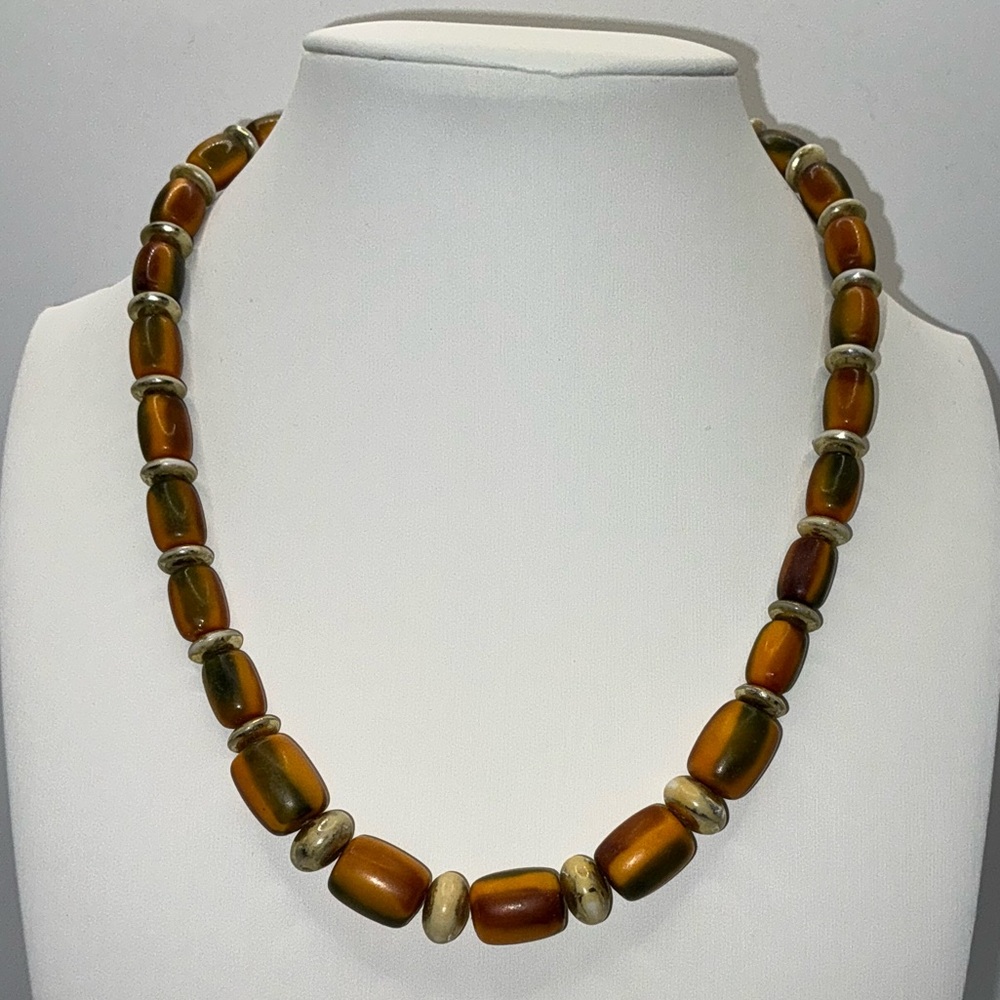 Vintage Tigereye & African Amber Beads - Picture 5 of 5
